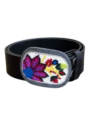Women’s Pistil Embroidered Buckle Gisele Boho Floral Black Leather Belt